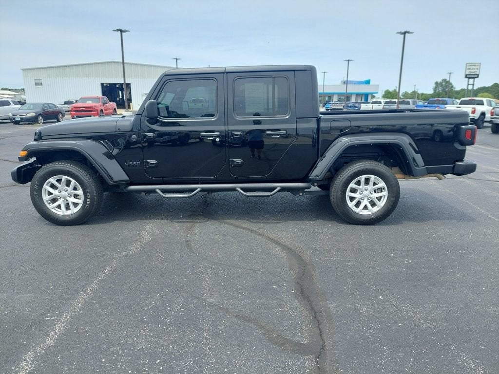 2023 Jeep Gladiator Sport S