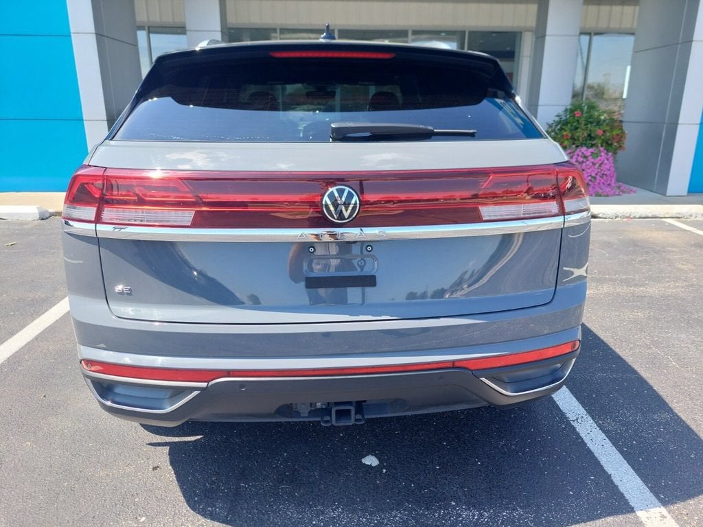 2025 Volkswagen Atlas Cross Sport 2.0T SE w/Technology