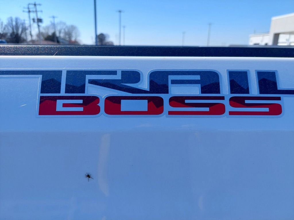 2023 Chevrolet Silverado 1500 Custom Trail Boss