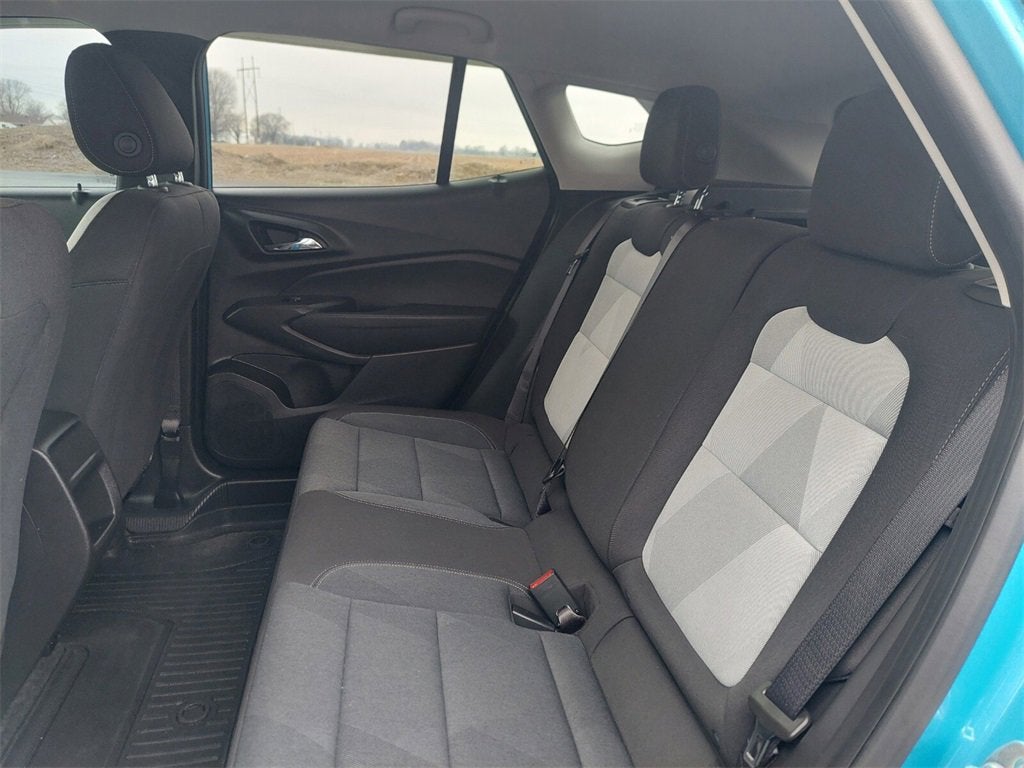 2025 Chevrolet Trax LS