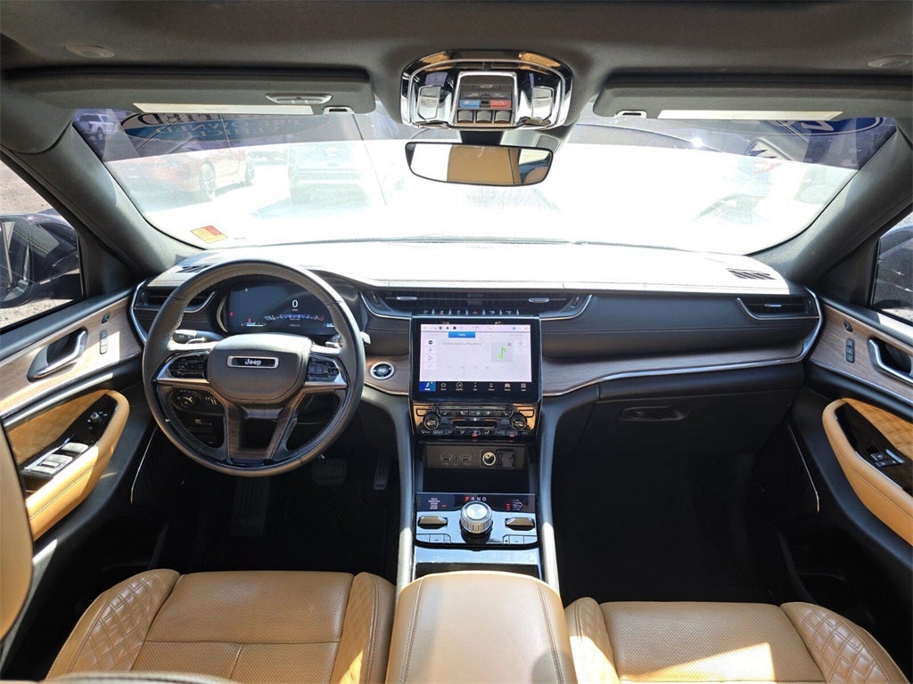 2023 Jeep Grand Cherokee Summit