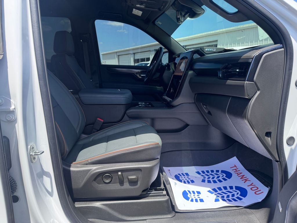 2025 GMC Yukon AT4