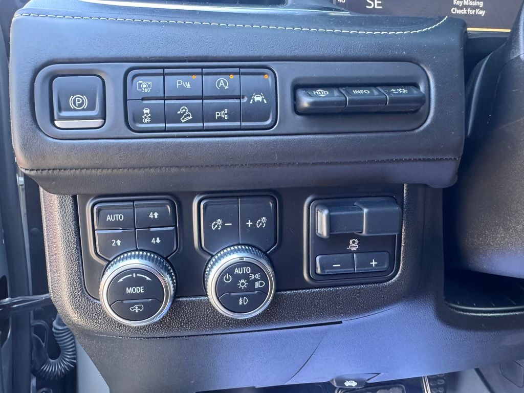 2024 GMC Yukon Denali Ultimate