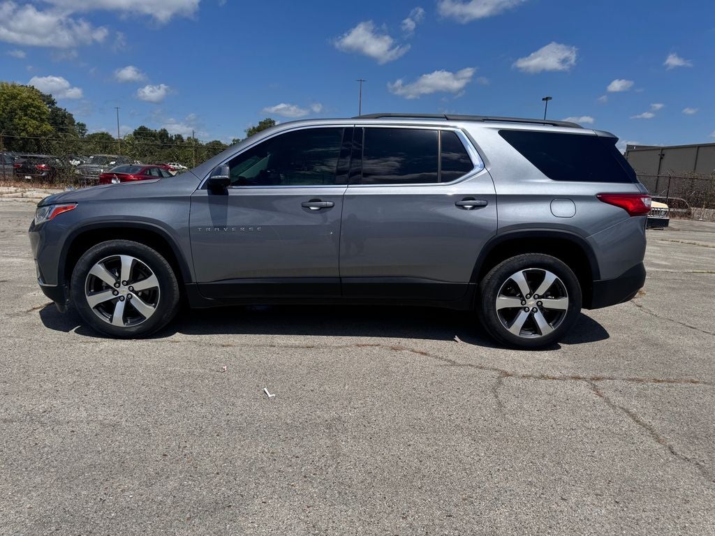 2021 Chevrolet Traverse LT Leather