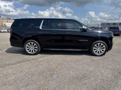 2025 Chevrolet Suburban Premier