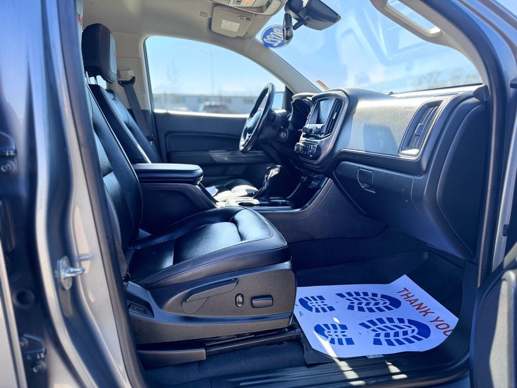 2022 GMC Canyon AT4 w/Leather