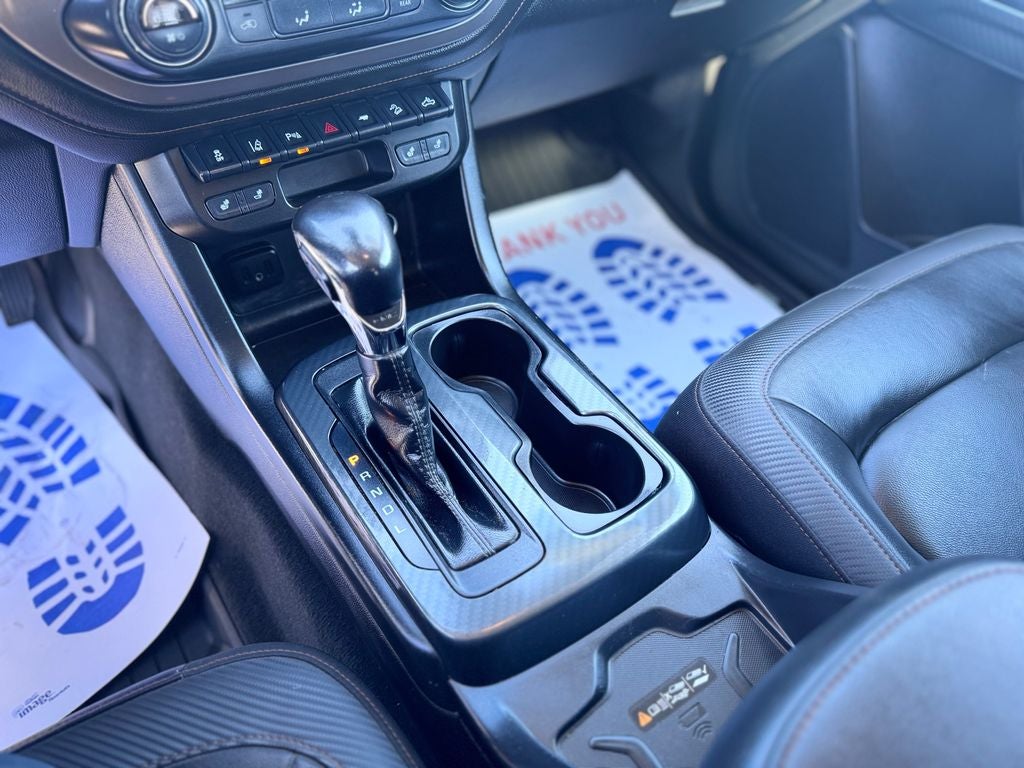 2022 GMC Canyon AT4 w/Leather