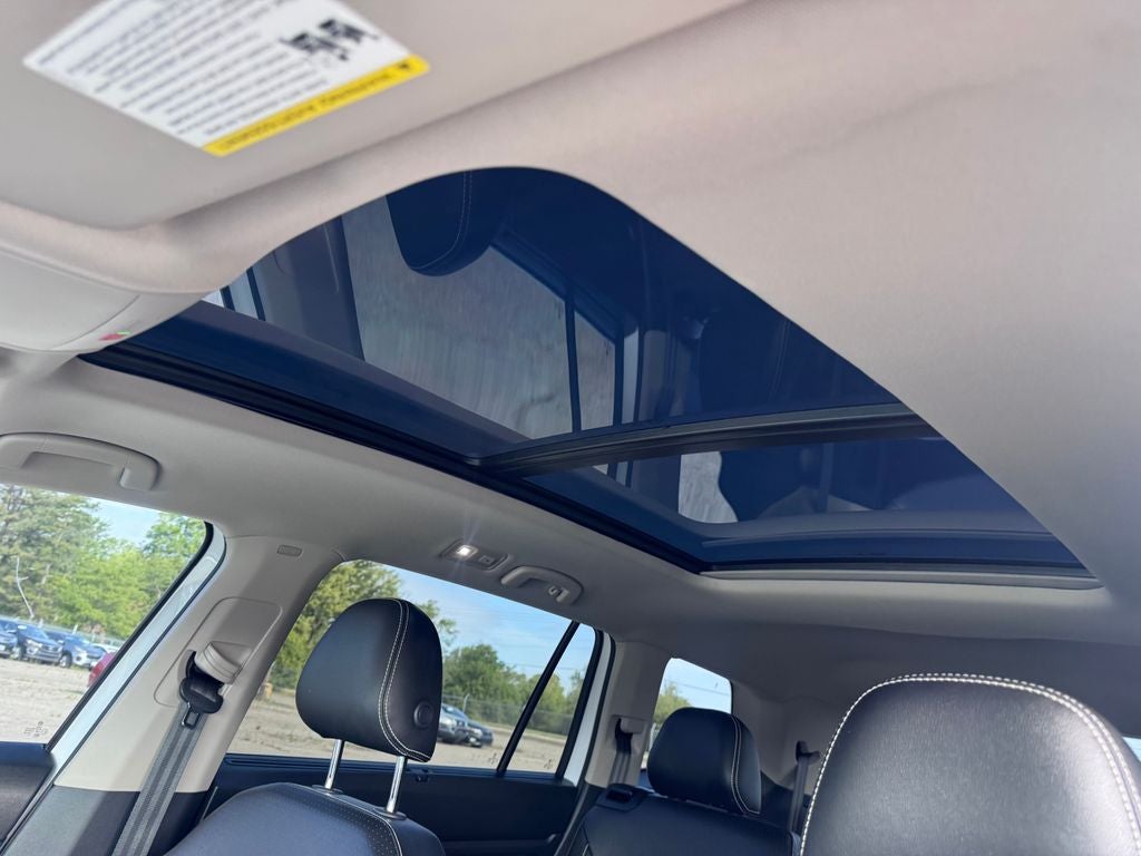 2021 Volkswagen Atlas 3.6L V6 SE w/Technology