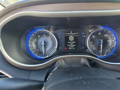 2024 Chrysler Voyager LX