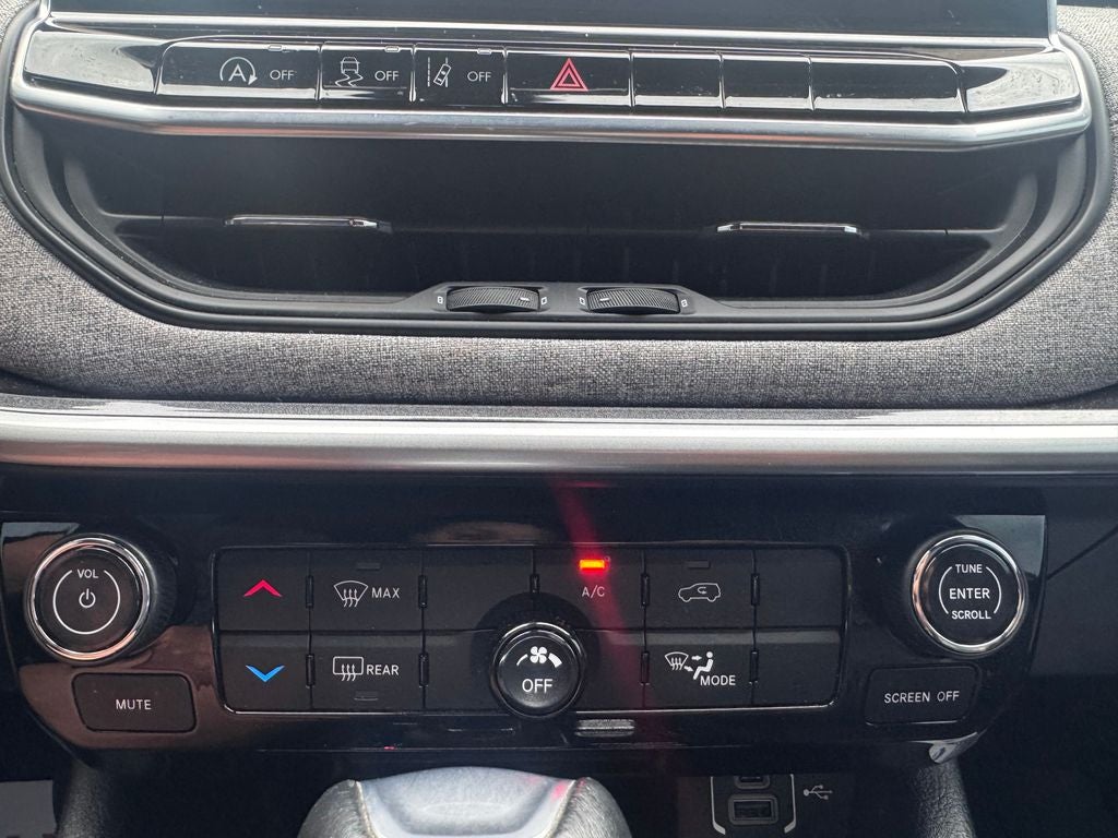 2023 Jeep Compass Latitude Lux