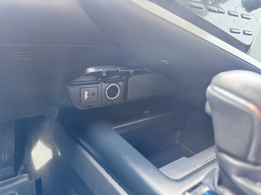 2019 Toyota Camry Hybrid XLE