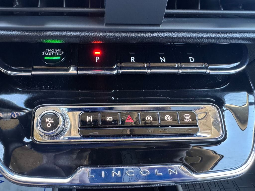 2025 Lincoln Corsair Premiere