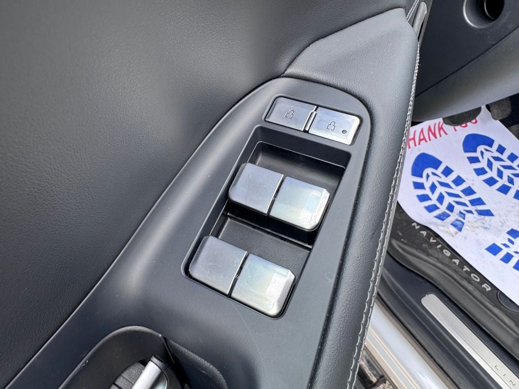 2025 Lincoln Navigator L Reserve