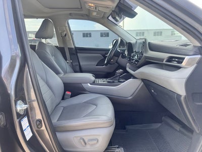 2020 Toyota Highlander XLE