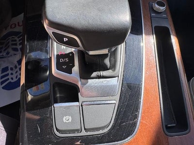 2022 Audi Q5 45 S line Premium quattro