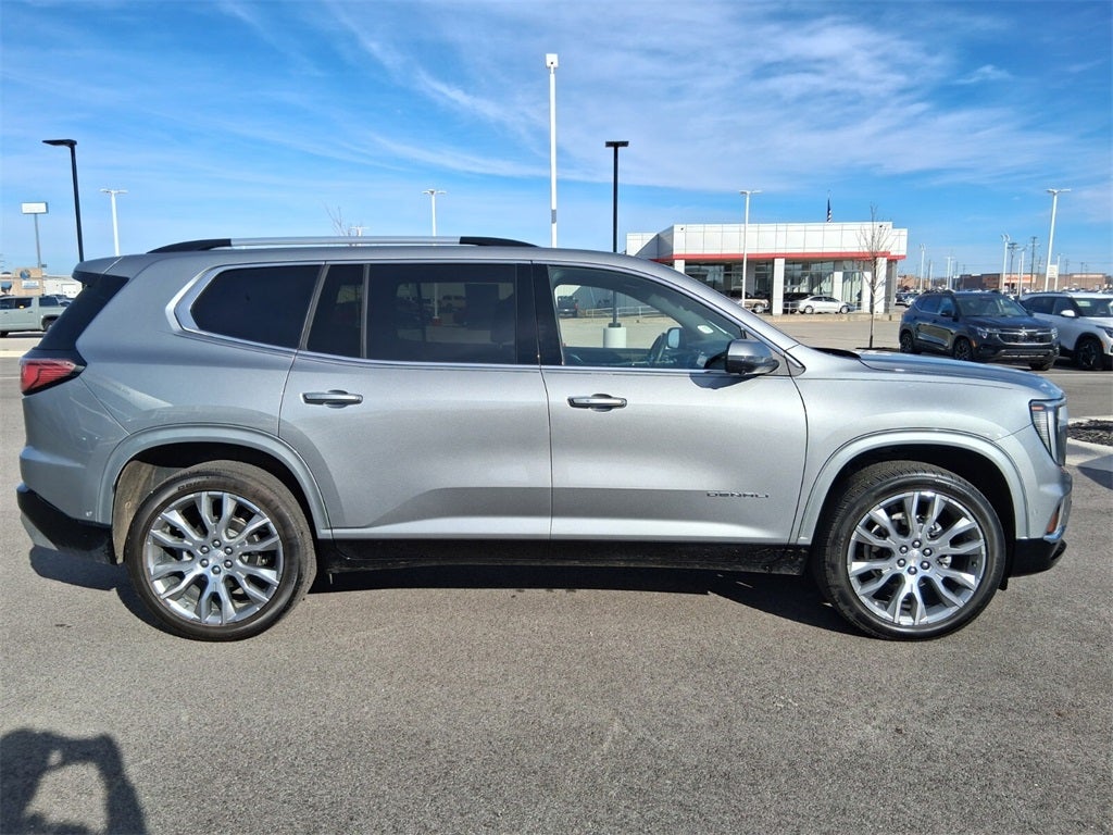 2025 GMC Acadia Denali