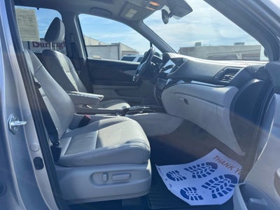 2022 Honda Pilot Touring 7 Passenger