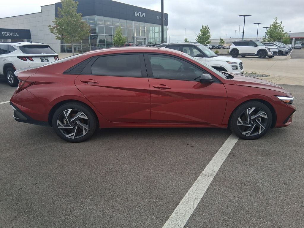 2025 Hyundai Elantra SEL Sport
