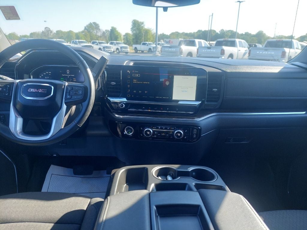 2024 GMC Sierra 1500 4WD Crew Cab Short Box Elevation with 3SB