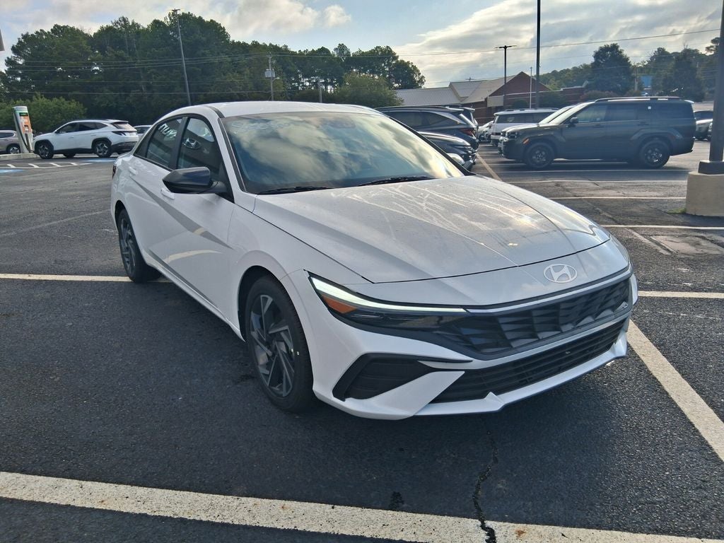 2025 Hyundai Elantra Hybrid SEL Sport