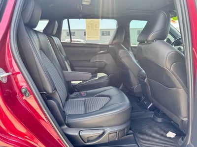 2023 Toyota Highlander XSE