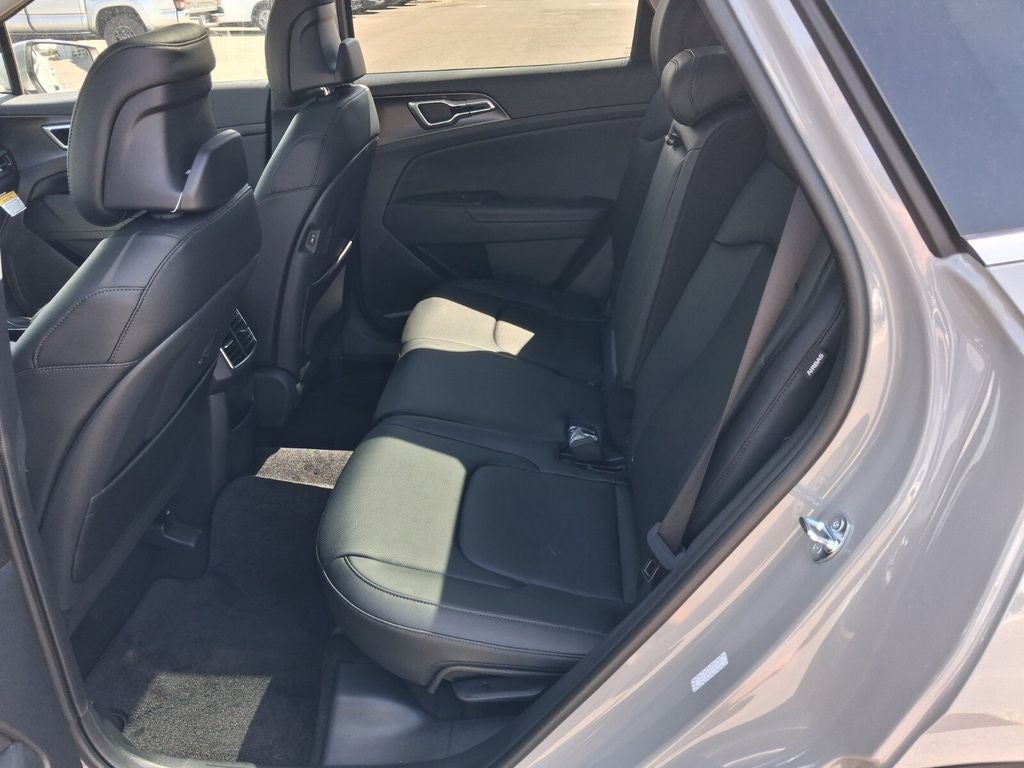 2027 Kia Sportage EX