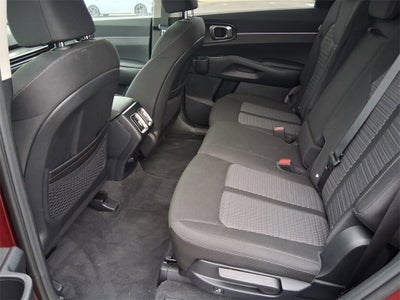 2025 Kia Sorento LX