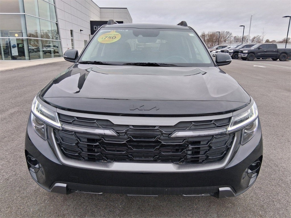 2025 Kia Seltos X-Line