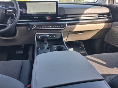 2027 Kia Carnival LX
