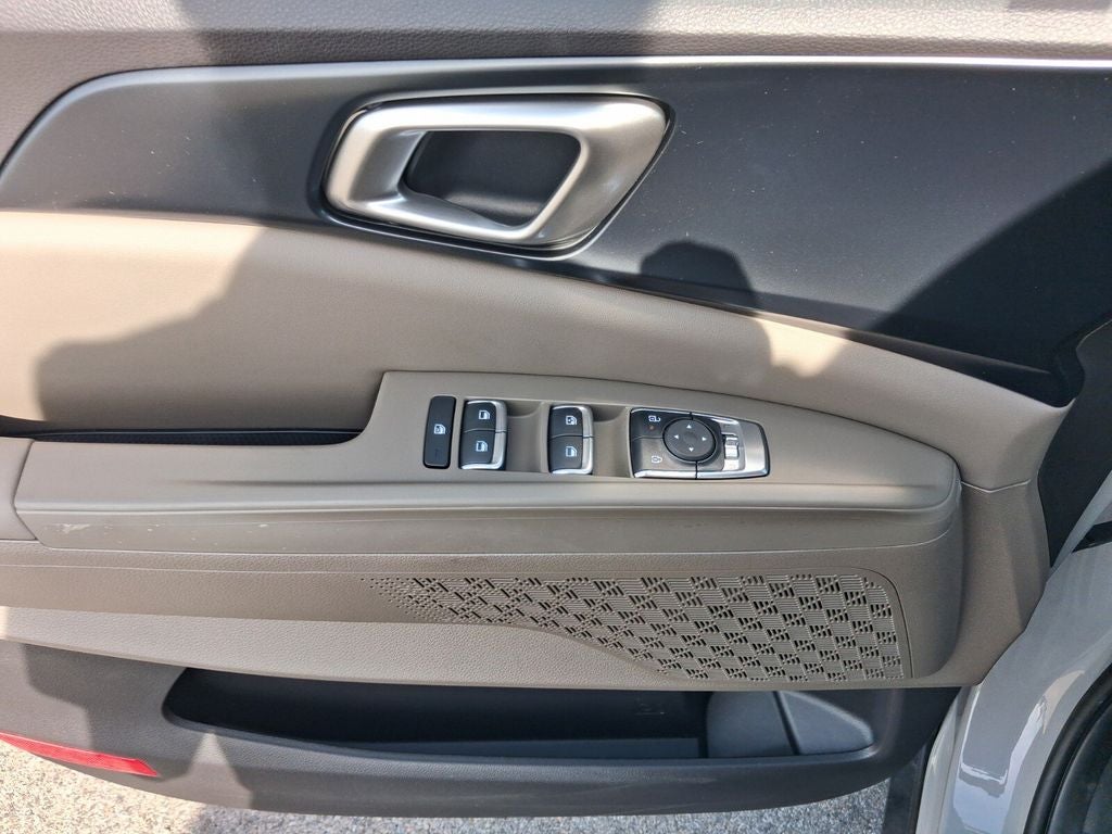 2027 Kia Carnival LX