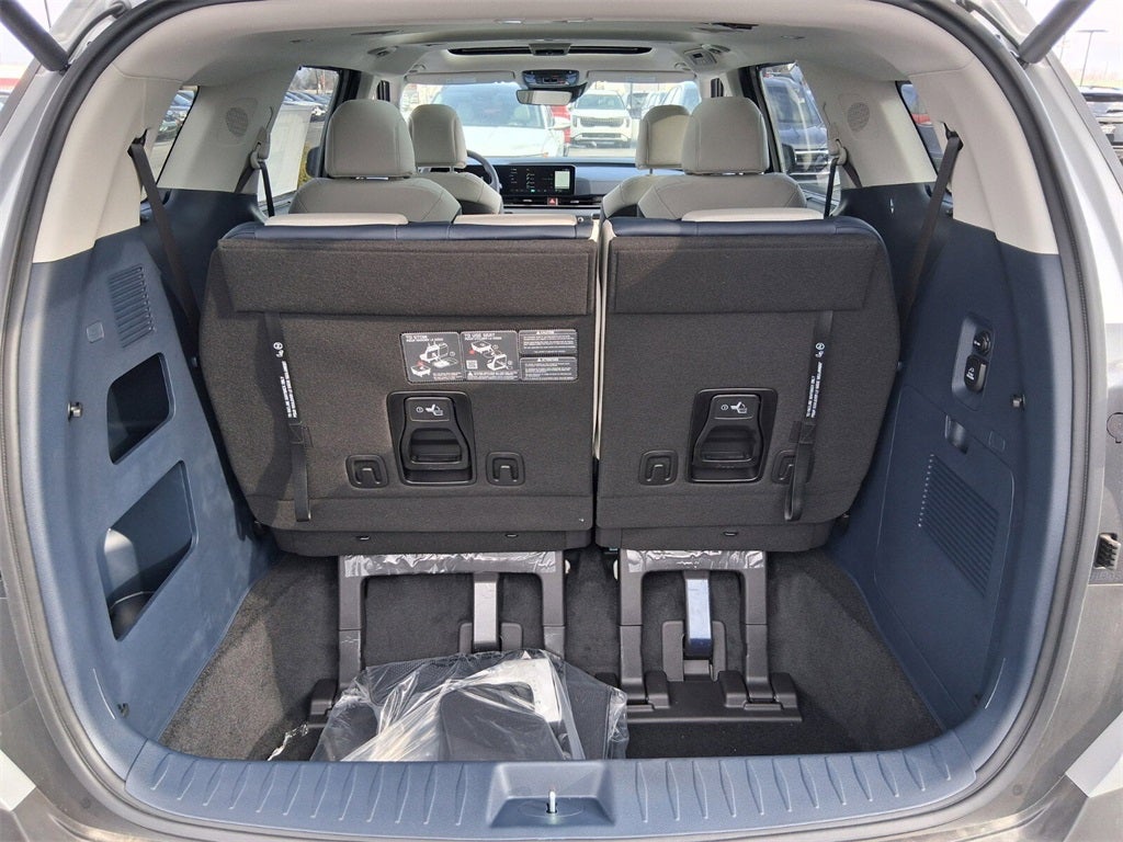 2026 Kia Carnival SX