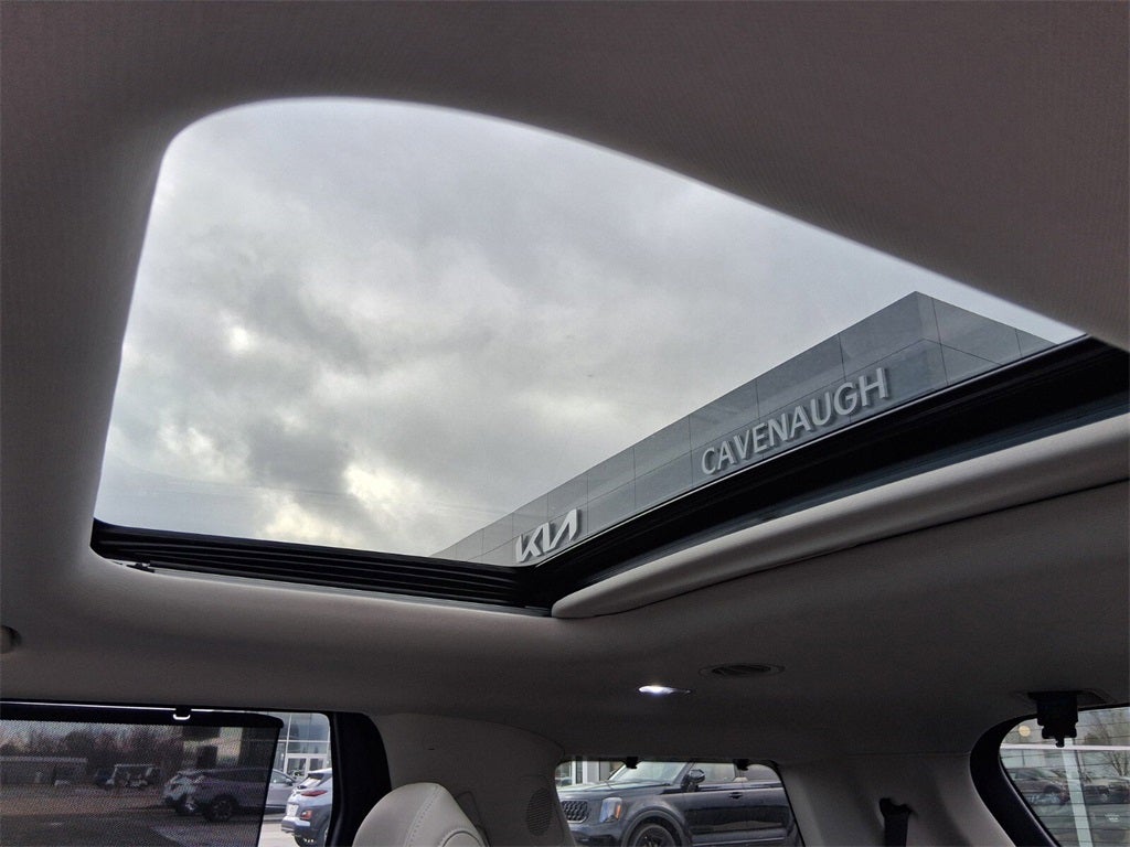 2026 Kia Carnival Hybrid SX